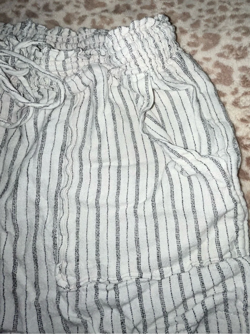 Time and Tru White Striped Linen-Feel Women's Shorts